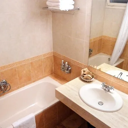 Hotel Bellpi 3*